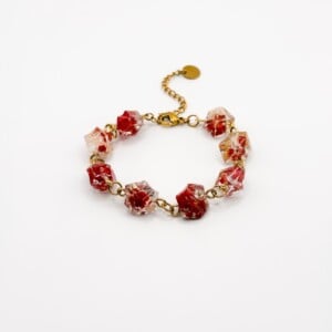 Armband met Kristalvormige Hangers Gevuld met Echt Gipskruid uit Den Haag (Mon Chéri)