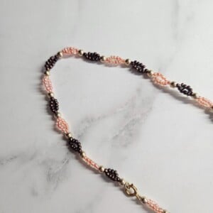 Gekleurde kralen ketting dubbel stuk