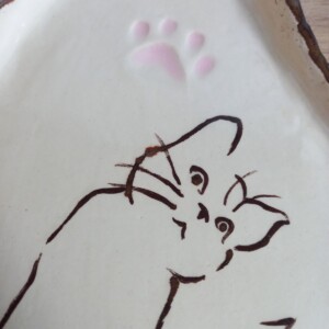 Keramieken schoteltje met kattenafbeelding 7, handmade en handpainted