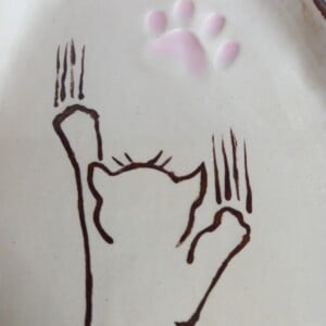 Keramieken schoteltje met kattenafbeelding 8, handmade en handpainted