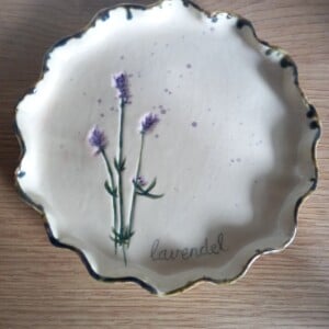 Keramieken serveer/ontbijtbordje lavendel