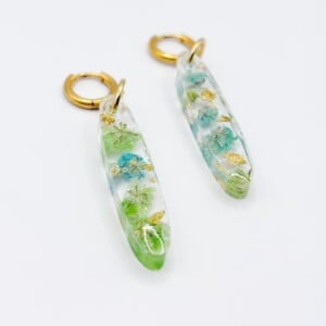 Lange Ovale Oorbellen Gevuld met Echte Bloemen uit Luxembourg (Forgotten Gardens)