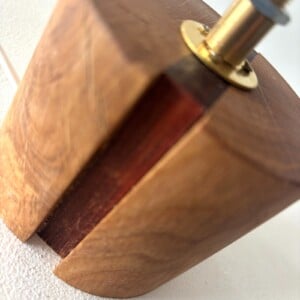 Let op de details bij dit unieke lampje