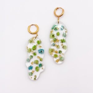 Organische Oorbellen Gevuld met Echte Bloemen uit Luxembourg (Forgotten Gardens)