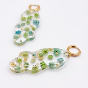 Organische Oorbellen Gevuld met Echte Bloemen uit Luxembourg (Forgotten Gardens)