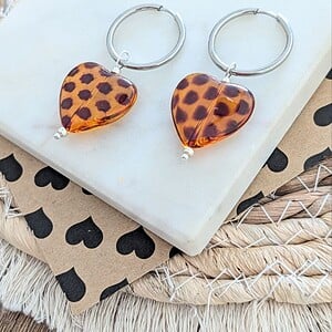 Panter hart oorbellen zilver