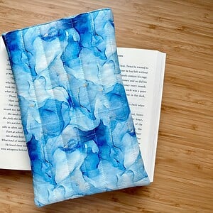 Quilted Book Sleeve | for paper back books up to 400pages