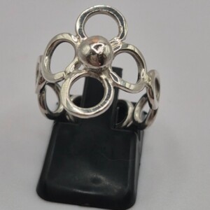 Zilveren bloemen ring