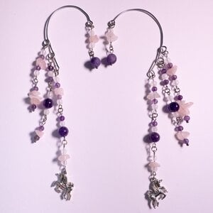 Amethist eenhoorn ear cuffs (paar) - paarse natuursteen oorhangers zonder gaatje