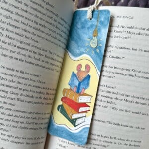 Boekenlegger ‘Boekenworm’ – handgemaakt met acrylverf – schattige boekenlegger met muis