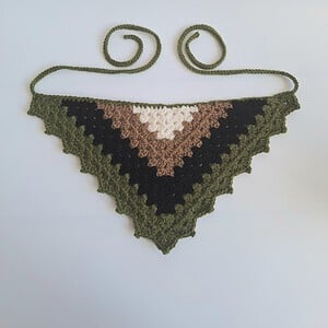 Gehaakte bandana | Crème, lichtbruin, zwart en donkergroen