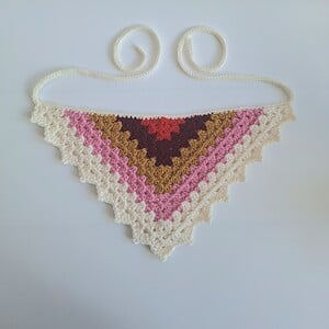 Gehaakte bandana | Rood, wijnrood, okergeel, roze en crème