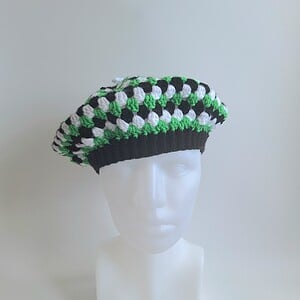 Gehaakte beret | Zwart, wit en groen