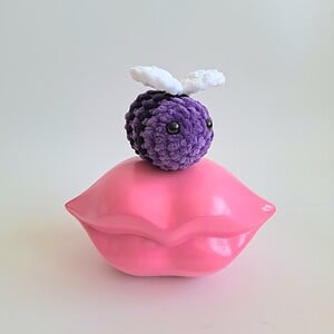 Gehaakte knuffel | Paarse bij