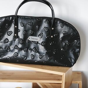 Handgemaakte kunstleren tas met schedelprint – stoer & praktisch - breitas - breimand
