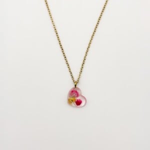 Hartvormige Hanger Ketting met Echte Bloemen uit Lugano (Strawberry Lemonade)