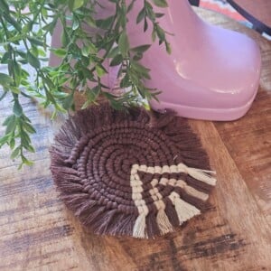 Macramé onderzetter bruin