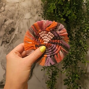 Multicolor macramé coaster