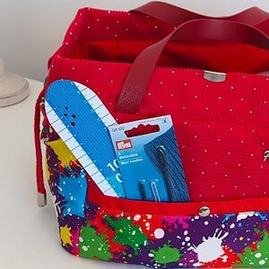 Projecttas – Handgemaakte breitas - haaktas rood met veel kleuren en ruimte