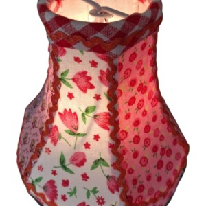 Uniek handgemaakt kleurrijk – kitsch tafellamp ketchup