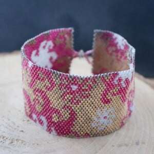 Art Nouveau & Bloemenweide, peyote armband met floral design