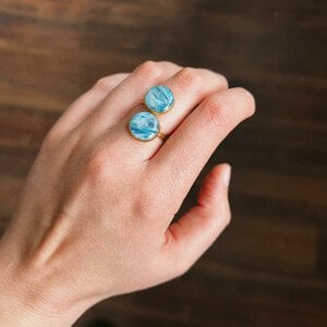Blauwe faux steen ring (verstelbaar)