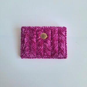 Geweven pasjeshouder | Magenta velvet look