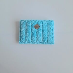 Geweven pasjeshouder | Turquoise velvet look