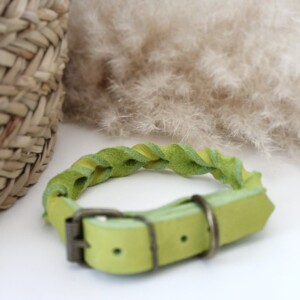 Lime Vetleer Halsband | Subtiele vlecht | Maat S 27-34 cm