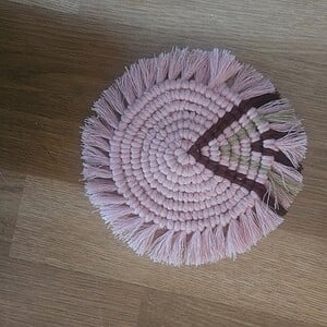 Macramé onderzetter roze