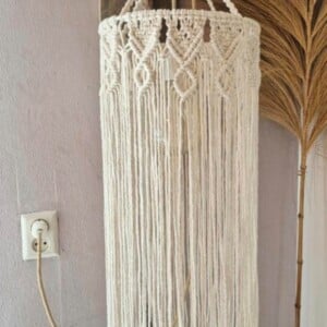 Macrame lampenkap, crèmekleur.