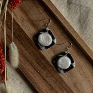 Oorbellen | Parelmoer Stone