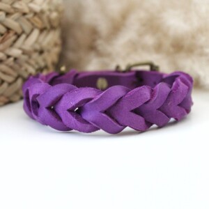 Paars Vetleer Halsband | Robuuste vlecht | Maat S 27-34 cm