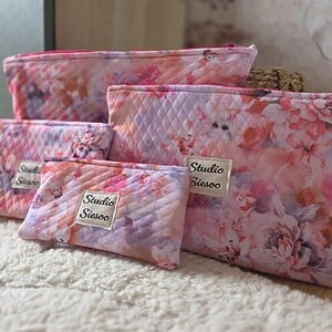 Pink Petal Pouch – Gewatteerde Etui