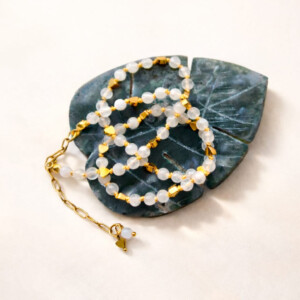 ✨ Équilibre – Witte Jade & Hematiet Ketting