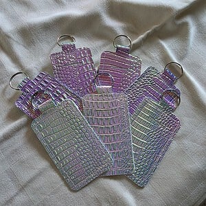 The HoloCroc GlamClip