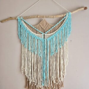 Wandhanger turquoise, beige,crème.