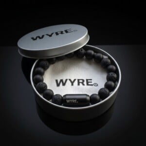 Wyre. | armband | magma core