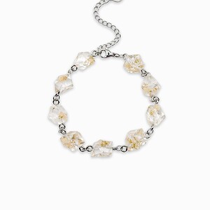 Armband met Kristalvormige Hangers Gevuld met Echt Gipskruid (The Classics)