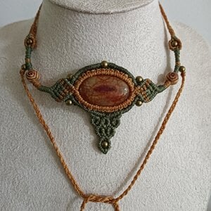 Handgemaakte dubbele macramé ketting Amaya  met agaat en toermalijn- Earth Spirit collectie
