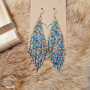 Fringe oorbellen Confetti frosted fall leaves– Miyuki Delica kralen, 9 cm lang