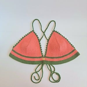 Gehaakt topje | Koraaloranje en groen
