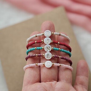 Gepersonaliseerde initialen armband | Miyuki kralen | Handgemaakt cadeau