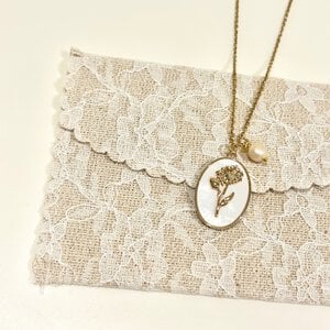 Golden Pearl Floral Necklace - Daisy ✨
