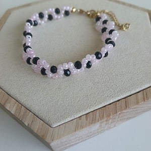 Handgemaakte Kralenarmband met Facetkralen en Rocailles – Verstelbare Goudkleurige Damesarmband