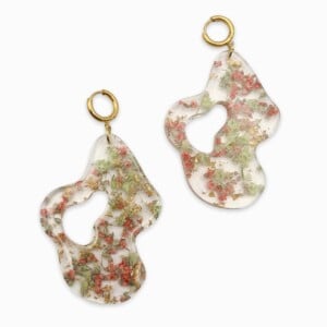 Organische Oorbellen met Echte Bloemen uit Leuven (Strawberry Matcha)