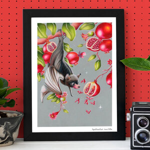 Pomgranate bats kleine A4 poster, 21x29,7 cm(8.27 x 11.69 inches)