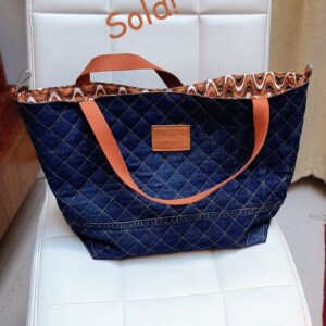 Quilted denim schoudertas / totebag op bestelling (out of stock)