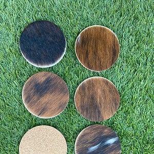 Set van 6 onderzetters van echte koeienhuid 9cm