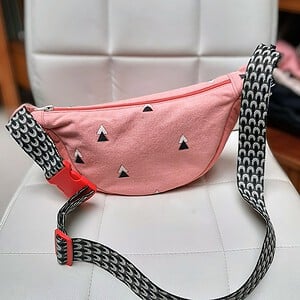 Slingbag / crossbodybag roze